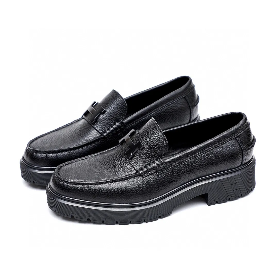 Men's shoes 💰700 💐[HERMES] popular men's shoes counter original items! The world's top brands...Luxury quality...//Fashion and high-end footwear 👍💪🏻...give you a low-key luxury comfort experience👍. The upper is made of pure Italian-imported original top-layer pebbled cowhide. Sweat-absorbent cowhide leather lining. Comfortable and breathable. The original rubber-plastic flower foam light outsole is high-end and classy. Luxurious and noble!! .. OEM factory shipment [Hug] stall.. Original plate. Welcome to taste..39-45 (38.45.46🉑️Customized)